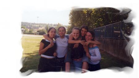 Oo Nous 5 oO